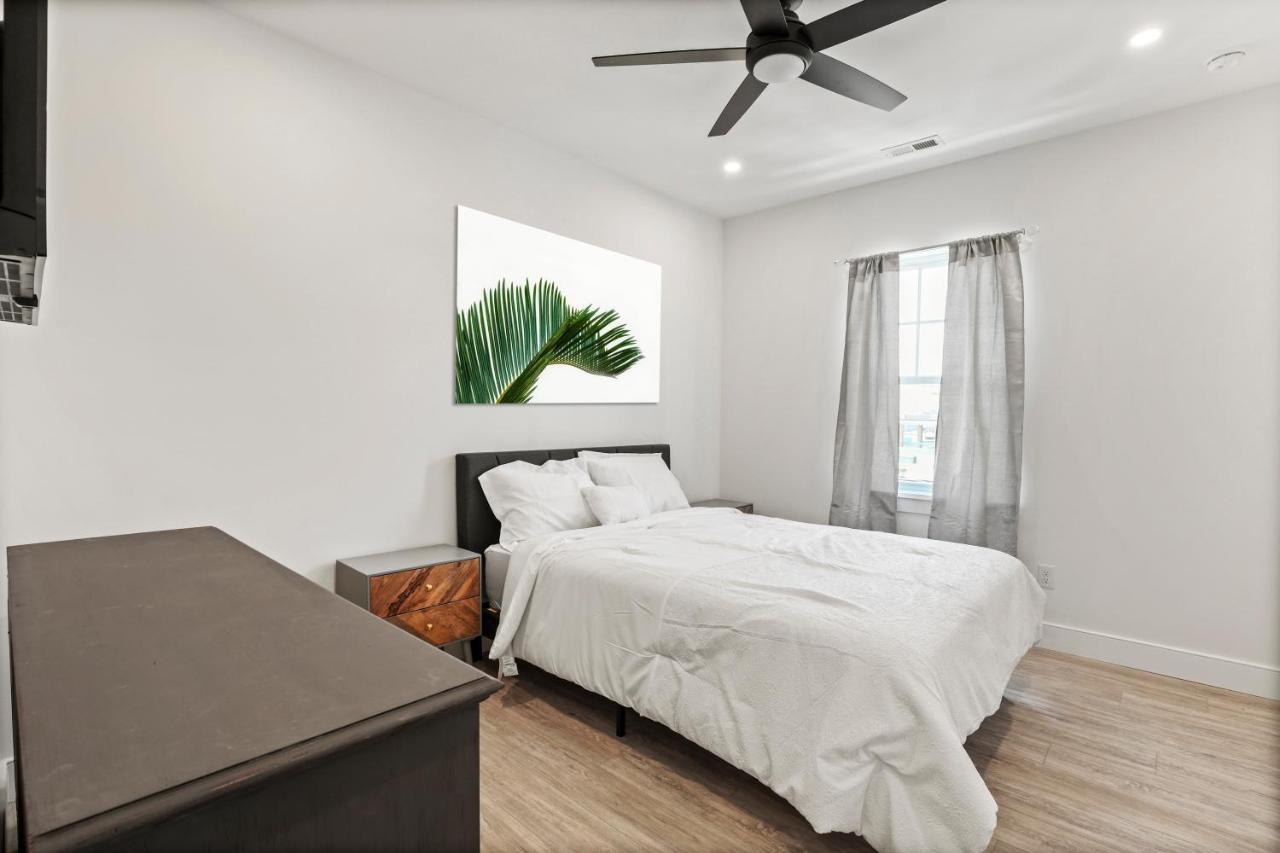 Oasis By Seaport Stays Wildwood Exterior photo